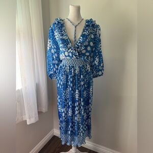 Vintage ‘90s Mosaic Blue & White Polka Dot V-Neck Relaxed Fit Blouson Midi Dress